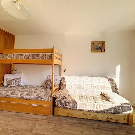 Caron - Lumineux - Depart Et Retour Skis Aux Pieds - Balcon Mae-2734