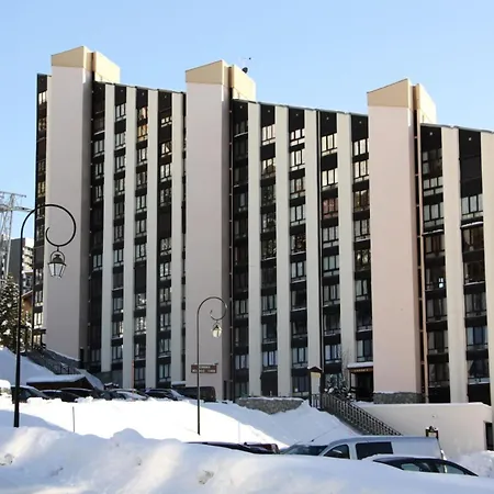 Caron - Lumineux - Depart Et Retour Skis Aux Pieds - Balcon Mae-2734